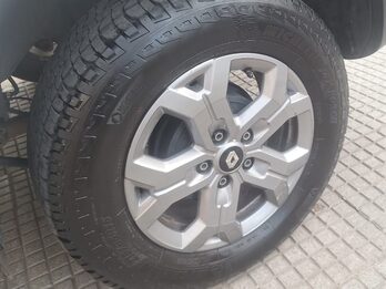 DUEÑA VENDE EXCELENTE PICK UP OROCH 27.900KM REALES AÑO: 2023