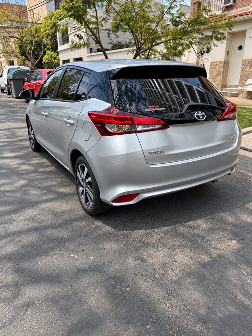 TOYOTA YARIS 1.5 XLS PACK CVT -  AÑO 2.021