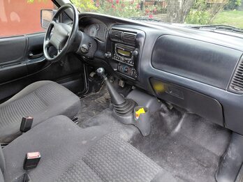 Ranger muy buena 3.0 power stroke cubiertas nuevas anda 10 puntos
