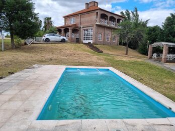 Particular vende casa quinta en Las Colinas