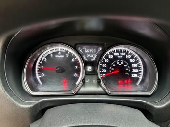 NISSAN VERSA 1.6 SENSE AT 2020