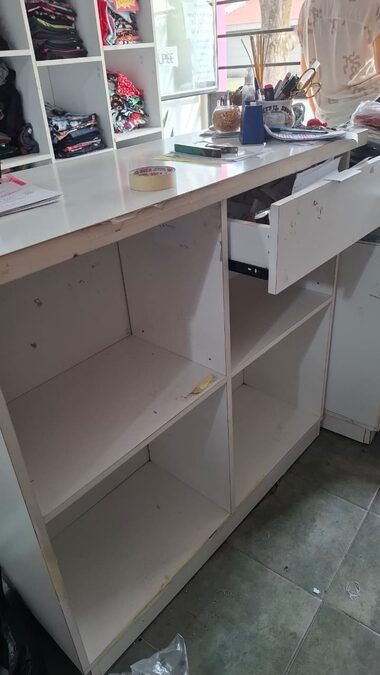 Vendo 2 Mostradores para negocio