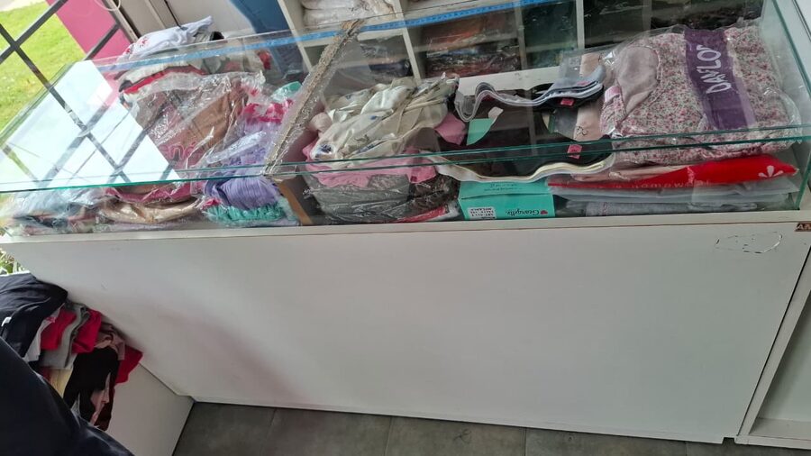Vendo 2 Mostradores para negocio