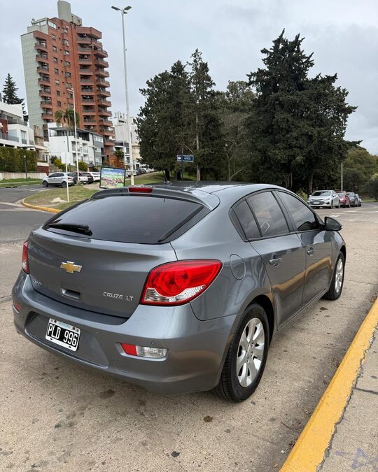 CRUZE 1.8 LT 2016