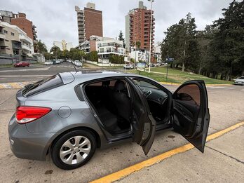 CRUZE 1.8 LT 2016