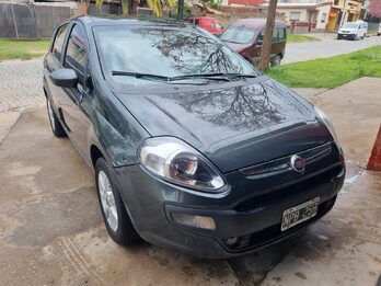 Punto attractive 1.4  2014 105.000km. Vendo o permuto mayor-menor