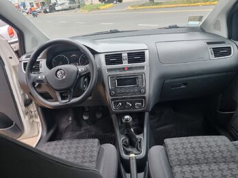 Vendo Suran 1.6 n Trendline MT / 2017