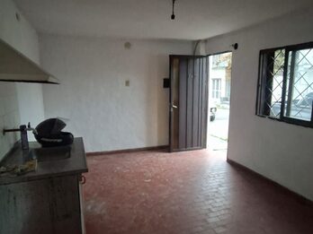 ALQUILO DEPARTAMENTO EN ZONA 5 ESQUINA