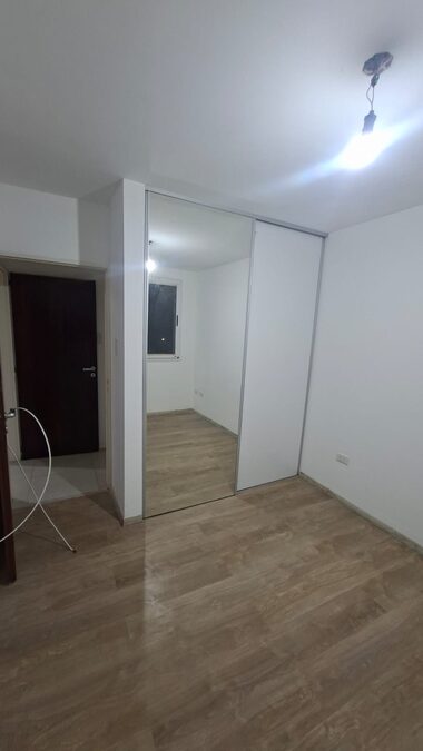 ALQUILO MODERNO DEPARTAMENTO CÉNTRICO Y A CUADRAS DE PARQUE URQUIZA