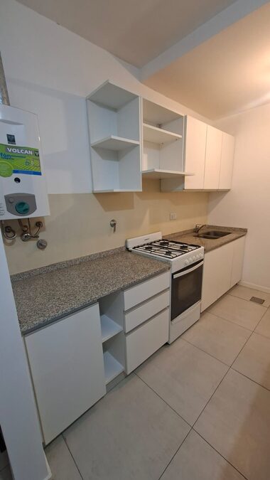 ALQUILO MODERNO DEPARTAMENTO CÉNTRICO Y A CUADRAS DE PARQUE URQUIZA
