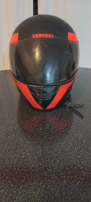 Casco Vertigo Integral V32 Negro Rojo Talle L.