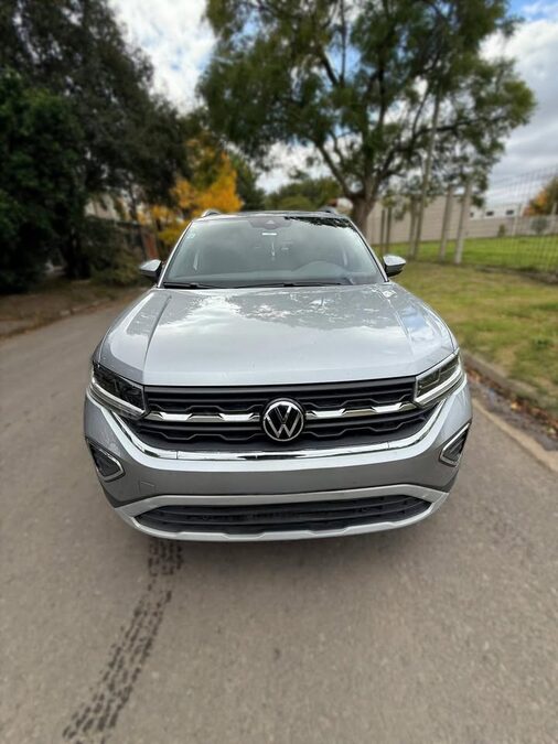 VOLKSWAGEN T-CROSS 1.0 200TSI HIGHLINE AT L/24 - AÑO 2.025