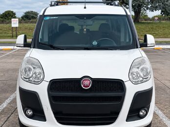 FIAT DOBLO 1.4 ACTIVE 16v FAMILY 7AS - AÑO 2.014