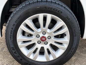 FIAT DOBLO 1.4 ACTIVE 16v FAMILY 7AS - AÑO 2.014