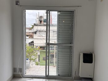 VENTA - Monoambiente en calle Perón y Echagüe