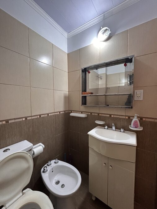 VENTA - Monoambiente en calle Perón y Echagüe