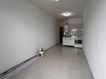 VENTA - Monoambiente en calle Perón y Echagüe