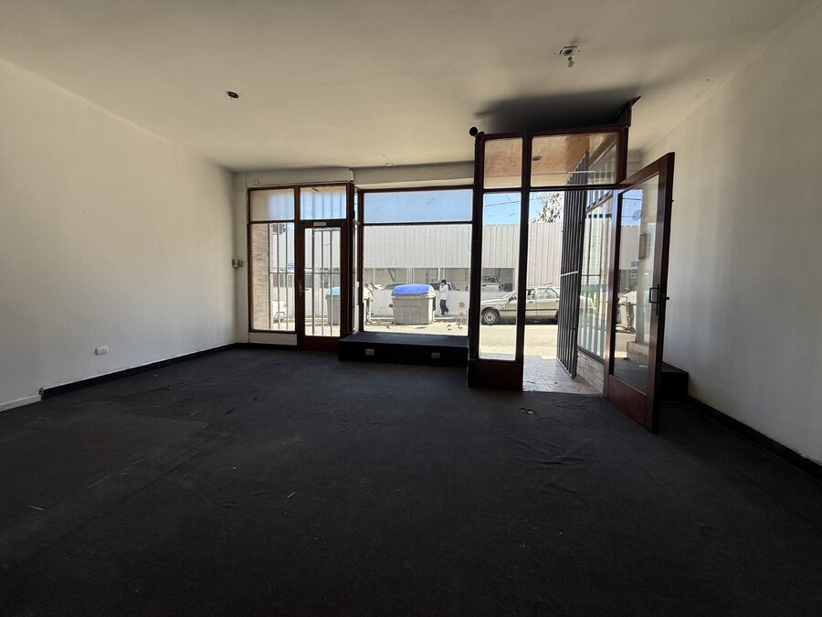 ALQUILER LOCAL COMERCIAL 114 M2 - Pellegrini y España