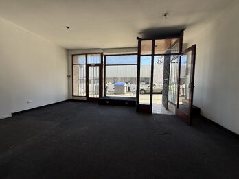 ALQUILER LOCAL COMERCIAL 114 M2 - Pellegrini y España