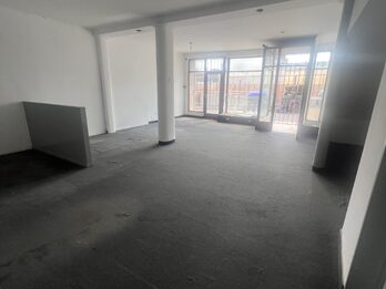 ALQUILER LOCAL COMERCIAL 114 M2 - Pellegrini y España