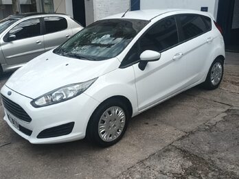 FORD FIESTA KINETIC 2015