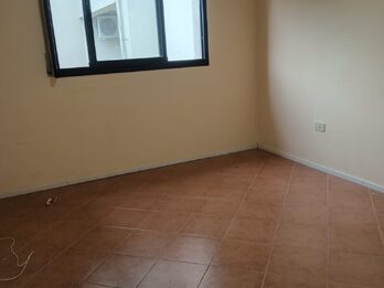 PARTICULAR Un dormitorio frente al nuevo shopping