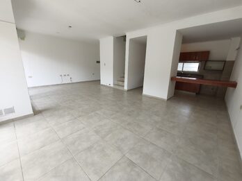 ALQUILO DÚPLEX EL GUAYACAN