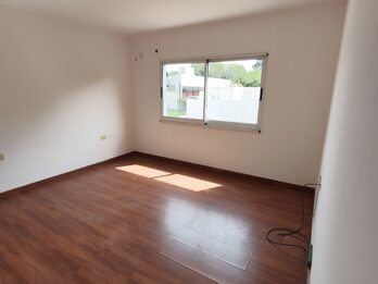 ALQUILO DÚPLEX EL GUAYACAN