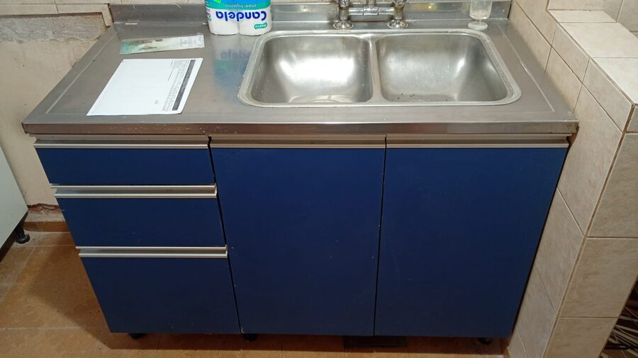 bajomesada cocina mas bidet e inodoro y pileta baño y pileta lavadero