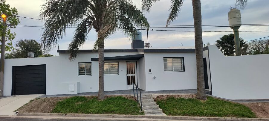 DUEÑO ALQUILA CASA,  SIN INTERMEDIARIOS, SIN GASTOS DE ESCRIBANIA NI DEPOSITO INICIAL
