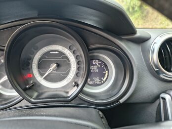 Citroën C3 1.6 VTi 115 Shine (Tope de Gama)