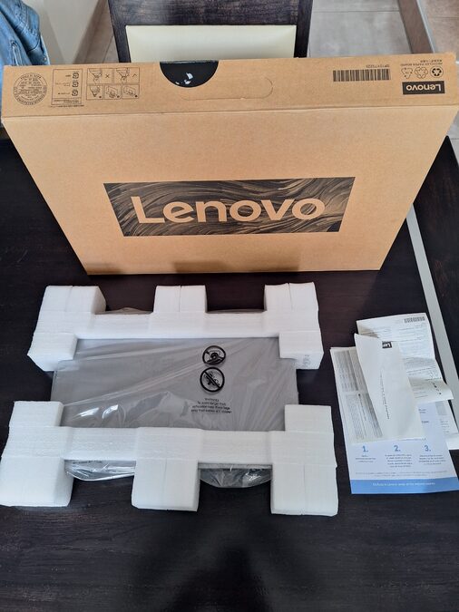 Impecable LENOVO con procesador i7 generación 11