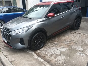 NISSAN KICKS 2023