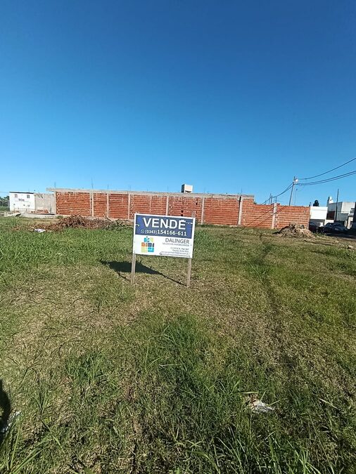 SE VENDE TERRENO EN PARANÁ