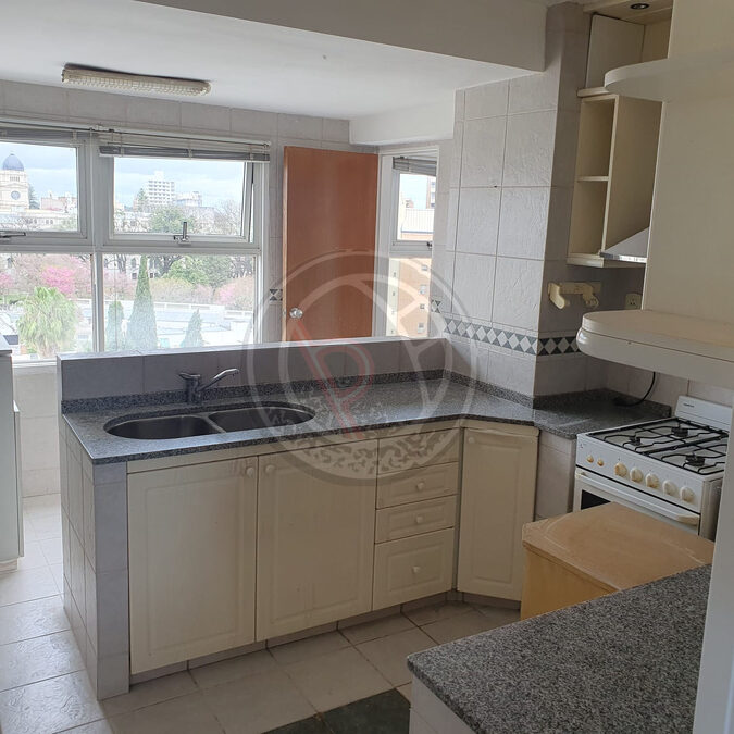 ALQUILER | ¡ESPECTACULAR PISO CON VISTA AL RÍO!