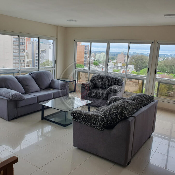 ALQUILER | ¡ESPECTACULAR PISO CON VISTA AL RÍO!