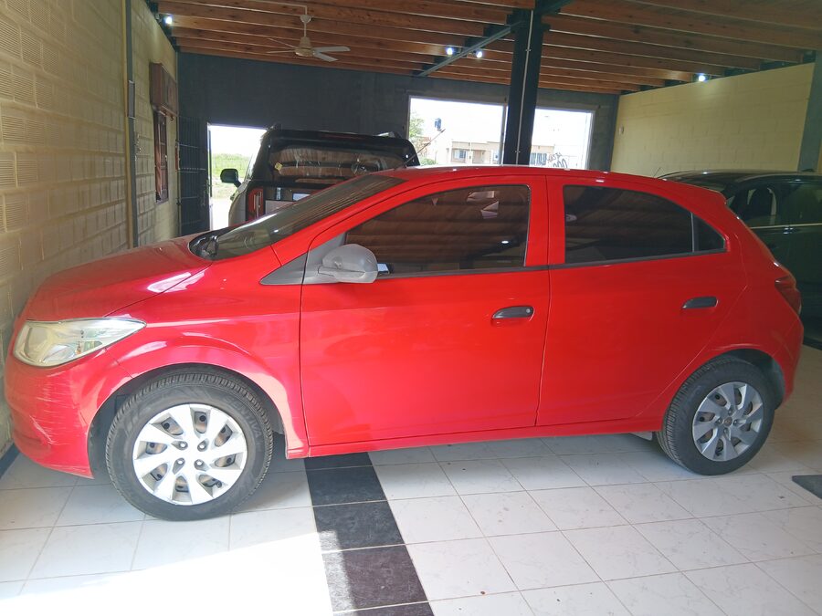 Chevrolet Onix LT 1.4 2015