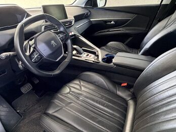 Vendo Allure Plus HDI 39.000km reales 2021 todos los servicios oficiales. Usd 27.500 negociable