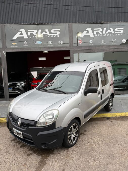 Kangoo permuto y financio