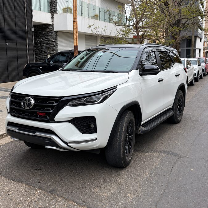 TOYOTA SW4 2.8 TDI SRX 4x4 AT 7AS - AÑO 2.021