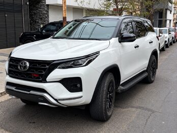 TOYOTA SW4 2.8 TDI SRX 4x4 AT 7AS - AÑO 2.021