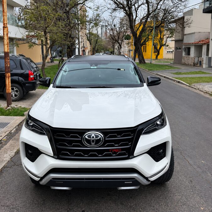 TOYOTA SW4 2.8 TDI SRX 4x4 AT 7AS - AÑO 2.021