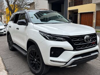 TOYOTA SW4 2.8 TDI SRX 4x4 AT 7AS - AÑO 2.021