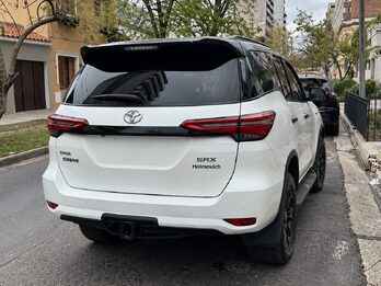 TOYOTA SW4 2.8 TDI SRX 4x4 AT 7AS - AÑO 2.021