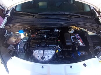 PEUGEOT 208 ALLURE