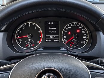 VOLKSWAGEN SURAN 1.6 MSI HIGHLINE - AÑO 2.019