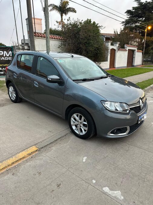 Vendo Renault sandero 2017