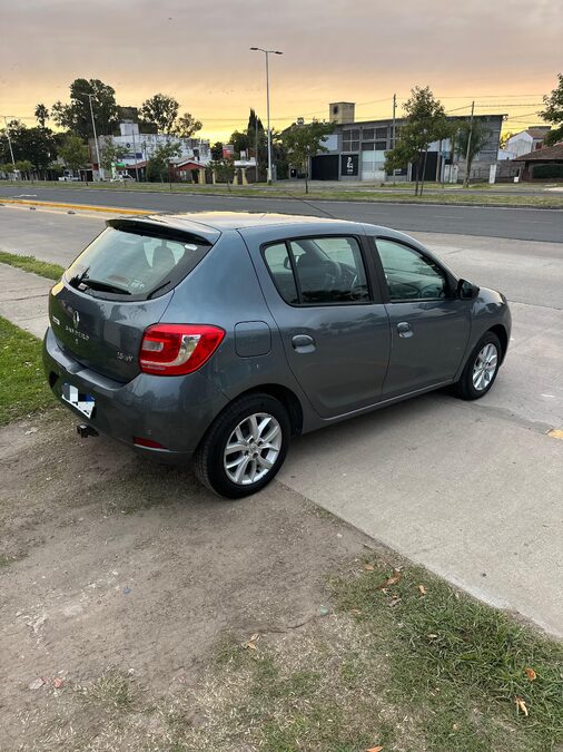 Vendo Renault sandero 2017
