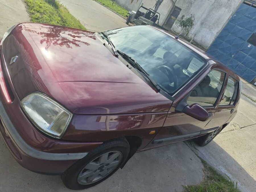 Vendo Clio '97