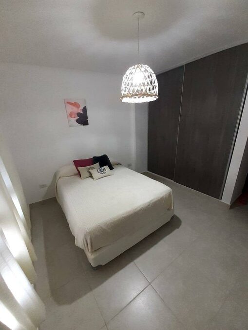 ALQUILO DEPTO 1 DORMITORIO CON COCHERA